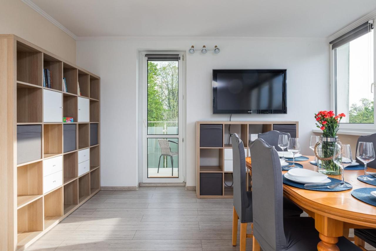 Marynarzy Okretow Pogranicza Apartments By Noclegi Renters 코워브제크 외부 사진