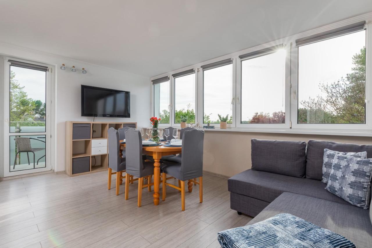 Marynarzy Okretow Pogranicza Apartments By Noclegi Renters 코워브제크 외부 사진